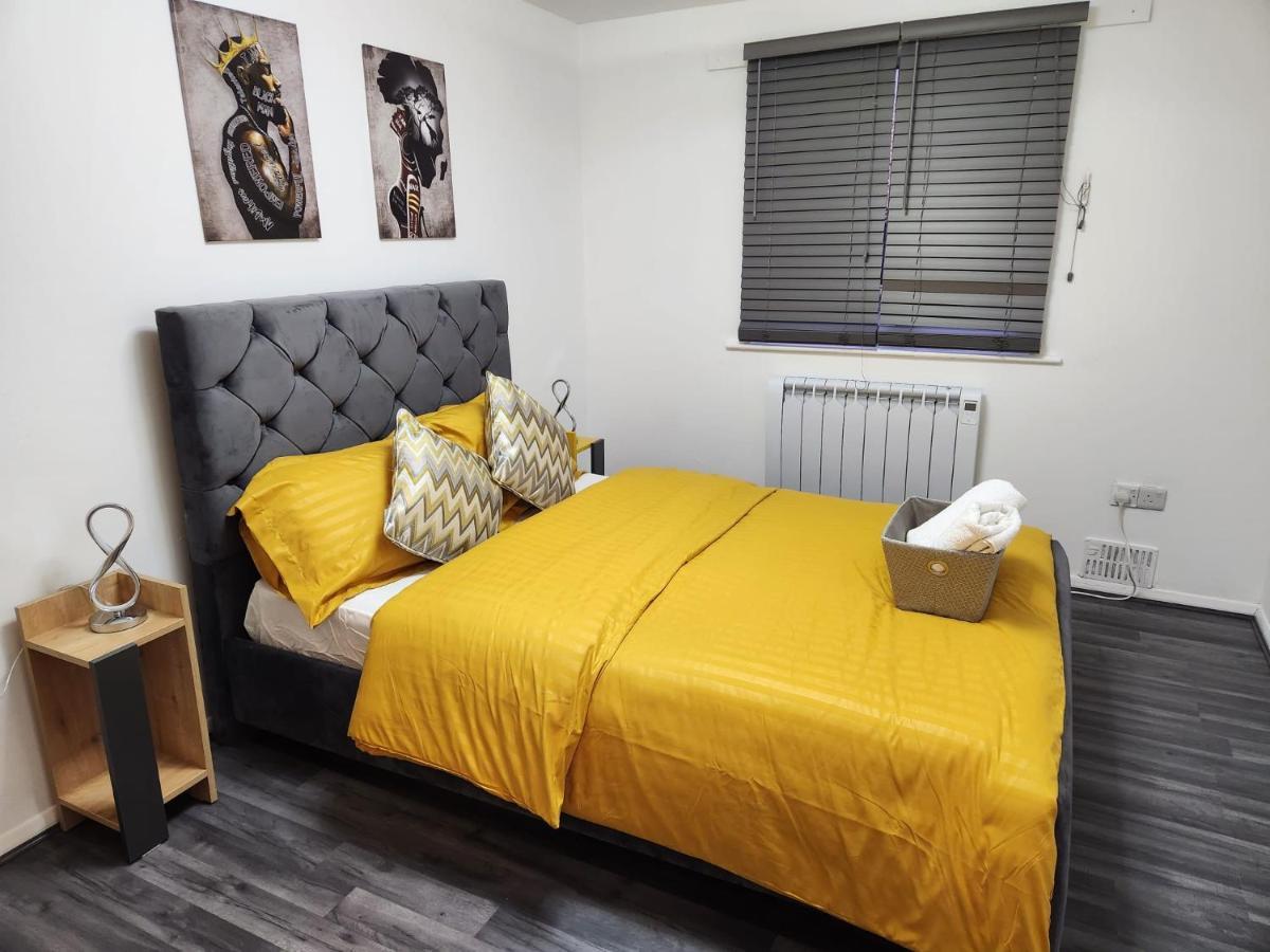 1 Bedroom Service Apartment With Netflix West Thurrock Exterior foto
